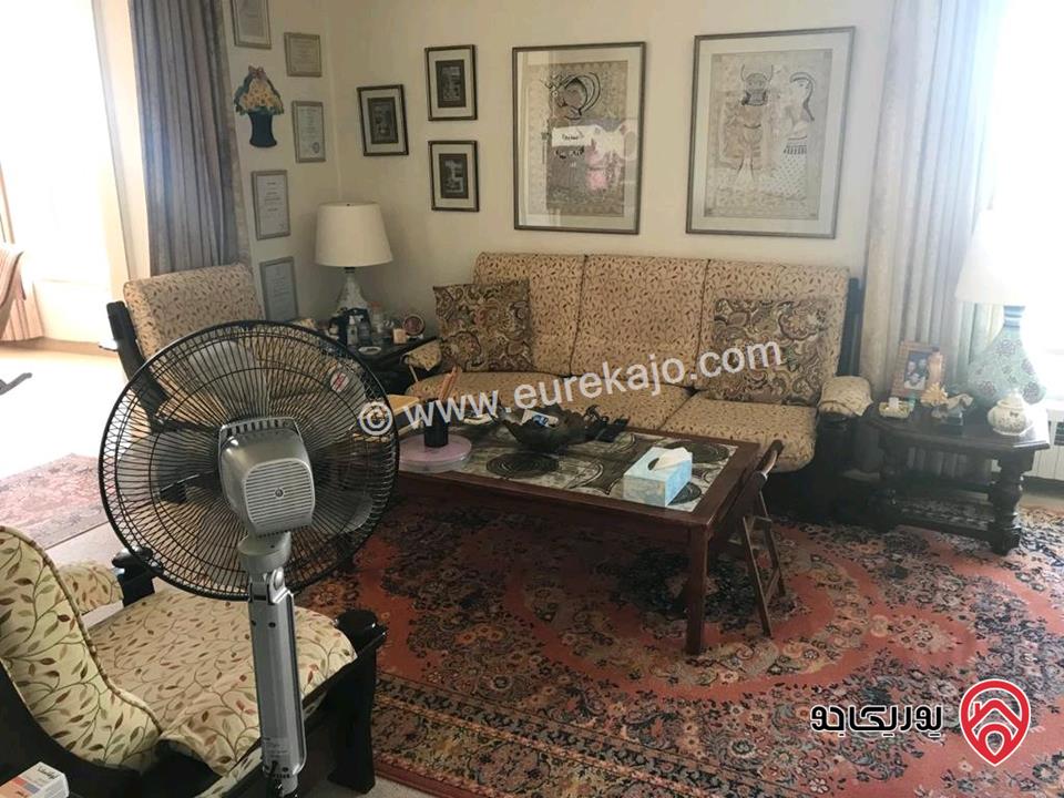 فيلا مستقلة مساحة 450م على أرض 700م للبيع في عمان - دابوق