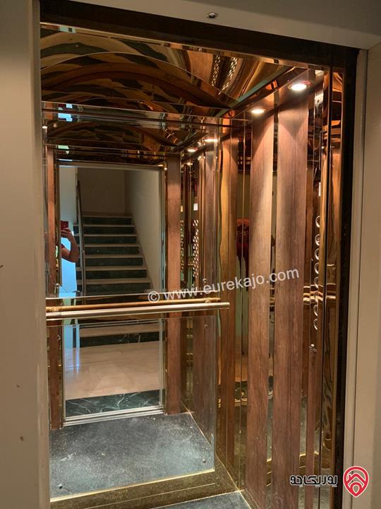 شقة تسوية طابقية مساحة 270م داخلي و 50م خارجي للإيجار في عمان - دير غبار