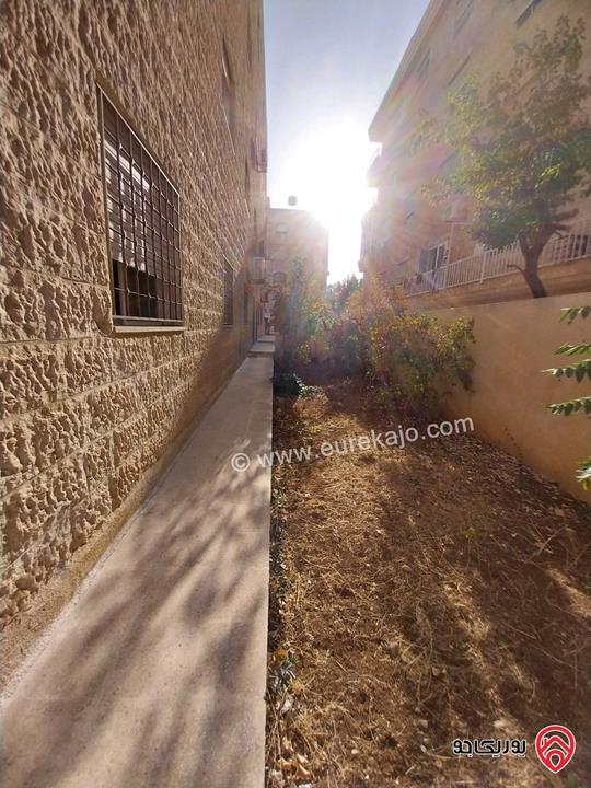 شقة طابق أرضي مساحة 170م داخلي و 150م خارجي للبيع في عمان - الجاردنز