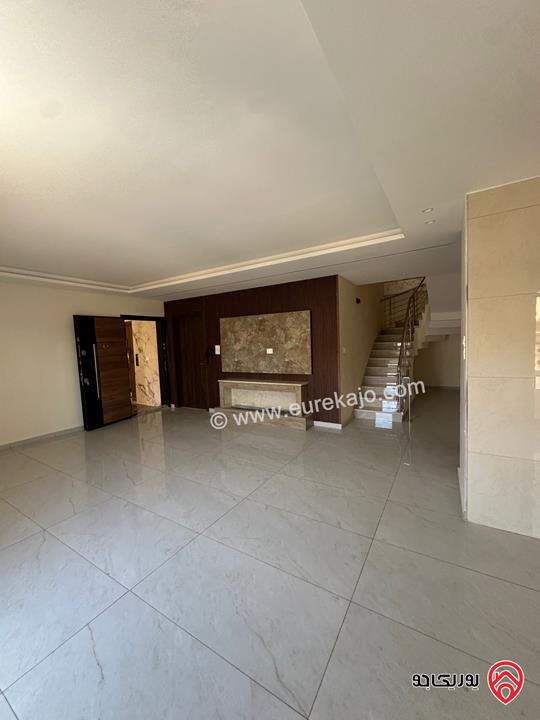 شقة طابق ارضي مساحة 116م للبيع في عمان - المقابلين 