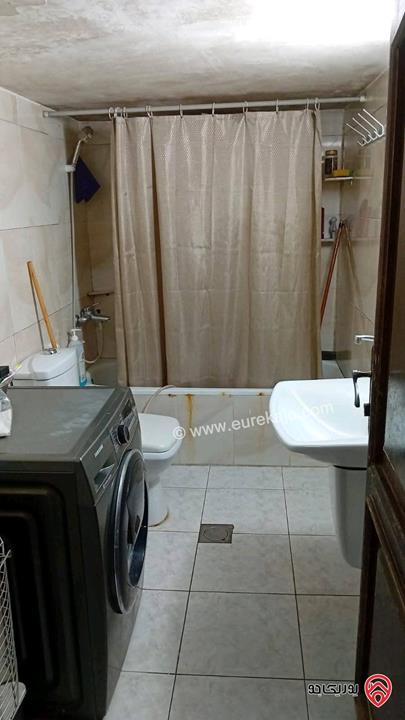 بيت مستقل مساحة 90م على أرض 220م للبيع في عمان - طبربور 