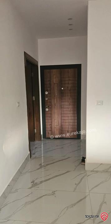 شقة طابق ثالث دوبلكس مساحة 280م للبيع في عمان - خلدا