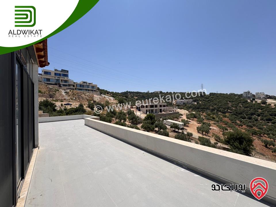 فيلا مستقلة للبيع بالقرب من دابوق / الهاشمية مساحة البناء 700م ومساحة الارض 555م ومساحة الحديقة 150م والترس 200م 