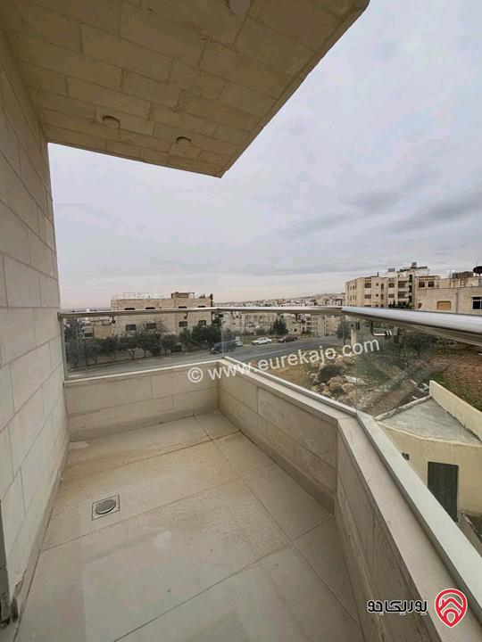 شقة طابق ثاني مساحة 176م للبيع في عمان - شفا بدران