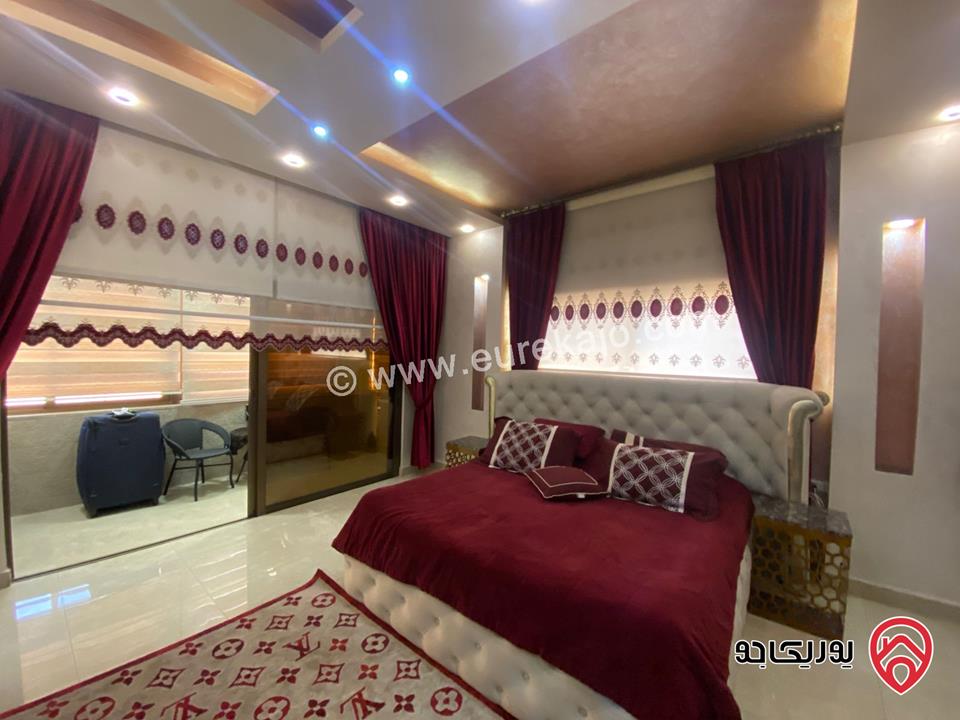 فيلا مساحة 550م على أرض 507م للبيع في عمان - طبربور
