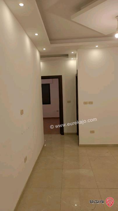 شقة ارضية جديدة مساحة 150م داخلي و 45م خارجي للبيع في البيادر