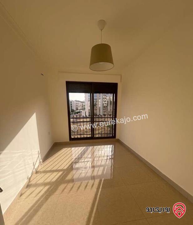 شقة مساحة 110م طابق رابع للايجار في عمان - دير غبار