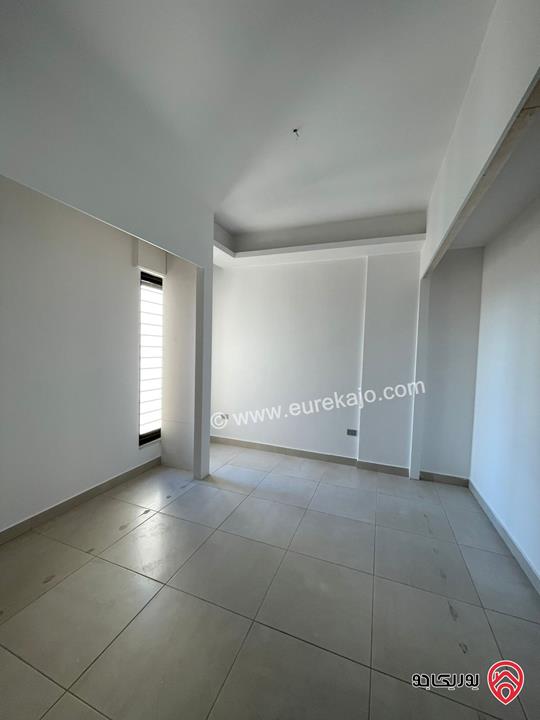 شقة طابق ثالث مساحة 120م للبيع في عمان - السابع