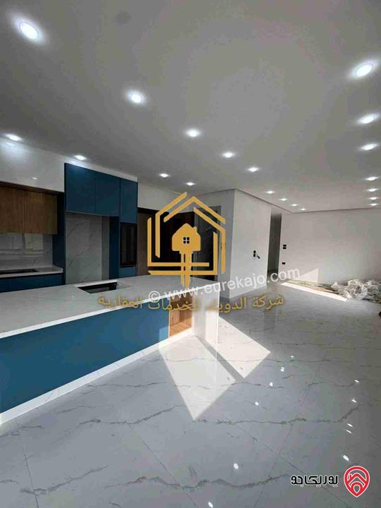 شقة جديدة لم تسكن مساحة 130م طابق ثالث للايجار في عمان - الجبيهة 