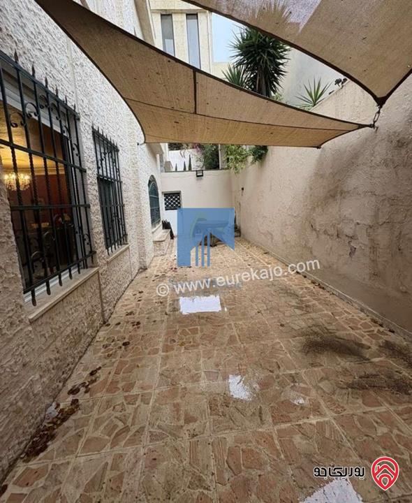 شقة أرضية مساحة 170م مع ترسات 120م للبيع في عمان - الرابية