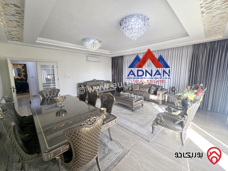 شقة مفروشة بالكامل طابق اخير مع رووف مساحة 250م للبيع في عمان - خلدا