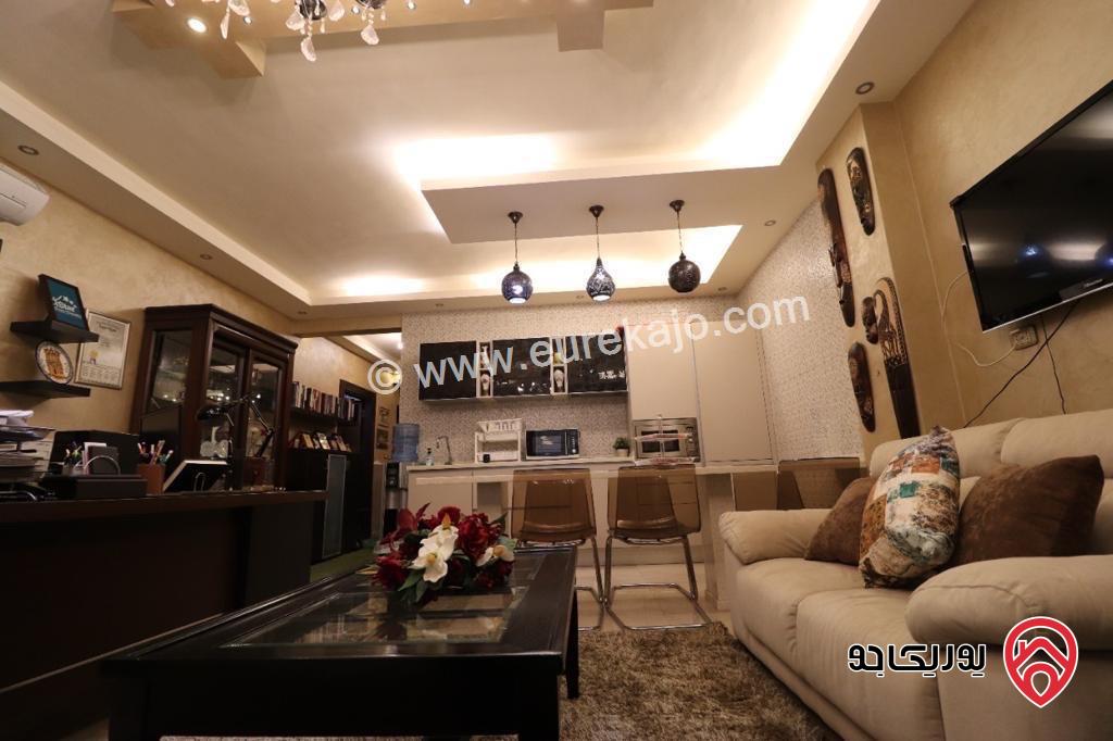 شقة دوبلكس طابق ارضي مساحة 300م داخلي و 250م خارجي للبيع في عمان - ديرغبار 