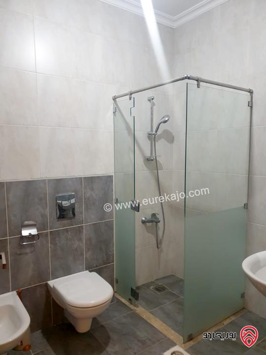 شقة طابق ثاني مساحة 200م للإيجار مفروشة في عمان - أم أذينة