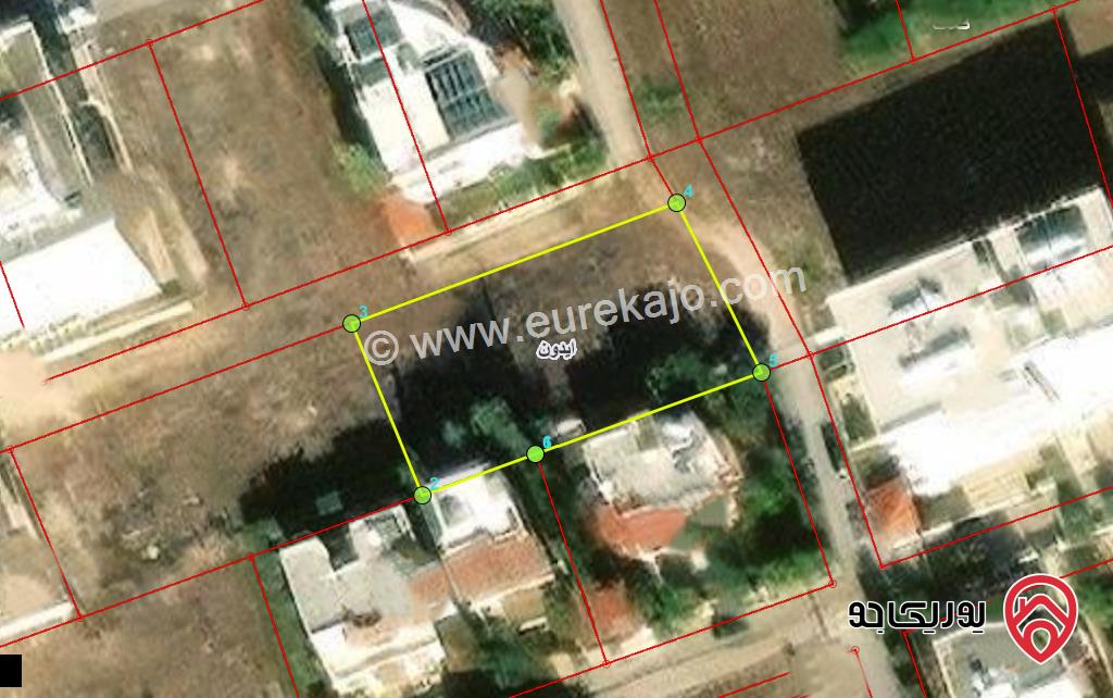 قطعة ارض مساحة 884م للبيع في اربد - جنوب مستشفى الراهبات الوردية