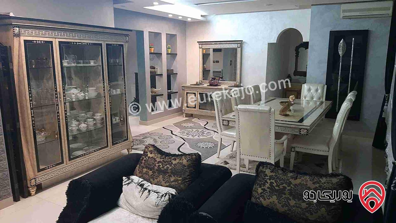 شقة مفروشة طابق ثالث مساحة 318م للايجار في عمان - الرابية