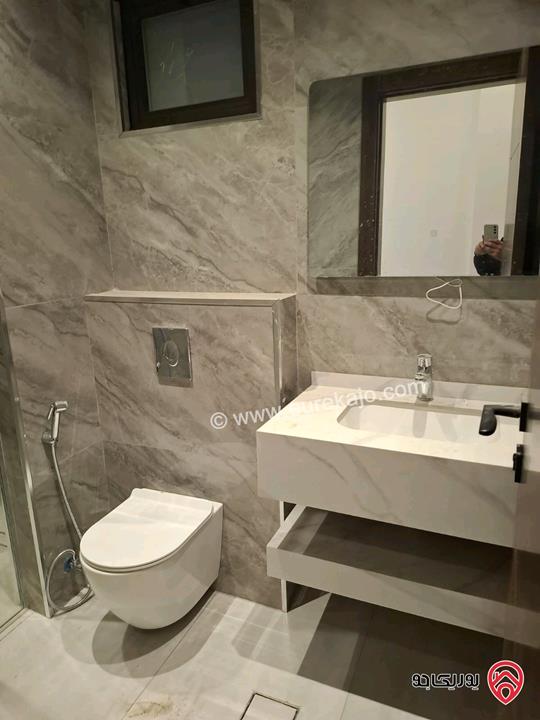 شقة أرضية مساحة 220م داخلي و 150م خارجي للبيع في عمان - شفا بدران