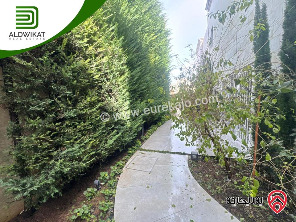 فيلا فاخره مفروشه مستقلة للبيع في عمان - دابوق مساحة البناء 800م ، الارض 770م ، الحديقة 200م والترس 200م