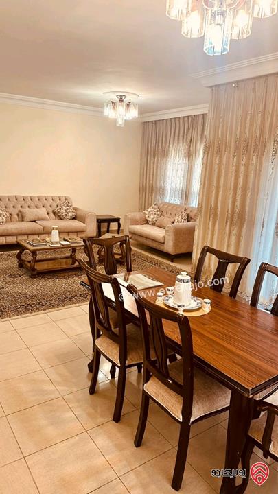 شقة مميزة مساحة 200م طابق أول للايجار مفروشة في عمان - دير غبار