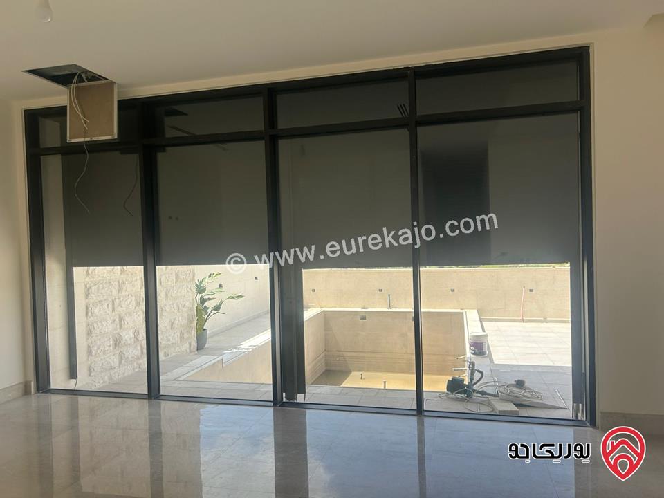 فيلا مساحة 700م على أرض 500م للبيع في عمان - دابوق تشطيب فندقي