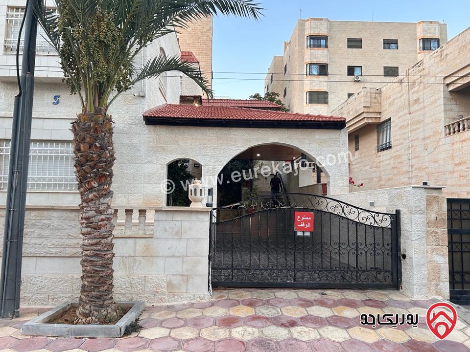 فيلا مساحة 931م على أرض 906م للبيع في عمان - المدينة الرياضية 