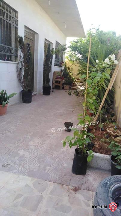 بيت مستقل مساحة 300م على أرض مشتركة للبيع في عمان - صالحية العابد