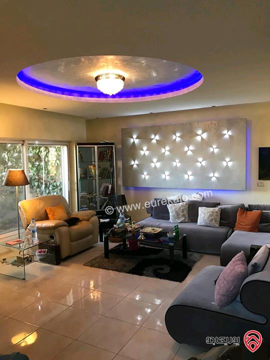 فيلا مساحة 612م على أرض 628م للبيع في عمان - تلاع العلي 