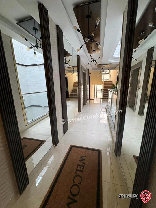 شقة فارغة مساحة 163م طابق اول للإيجار في عمان - طريق المطار 