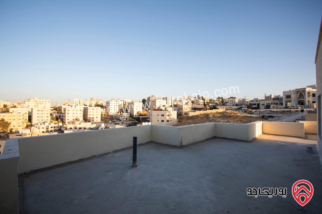 شقة لم تسكن طابق ثالث مع روف للبيع من المالك في عمان - ابو علندا الجديدة