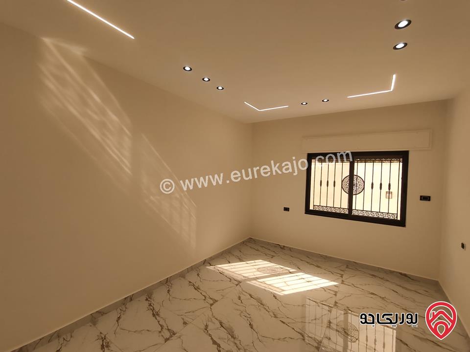 شقق عدد 8 مساحة 165م للبيع في عمان - طبربور 