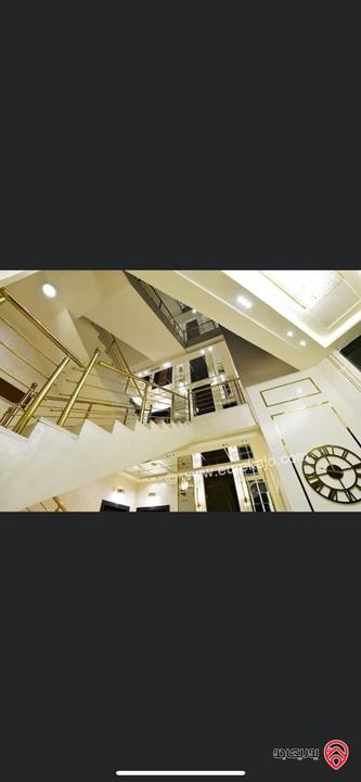 شقة طابق ثالث دوبلكس مساحة 250م للايجار في عمان - البنيات 