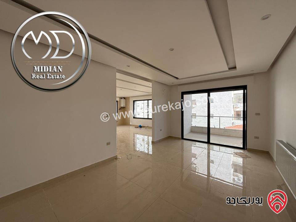 شقق أرضية جديدة للبيع في عمان - دير غبار مساحات 135م & 145م مع تراسات و حدائق تشطيبات وديكورات فاخرة بأسعار مميزة