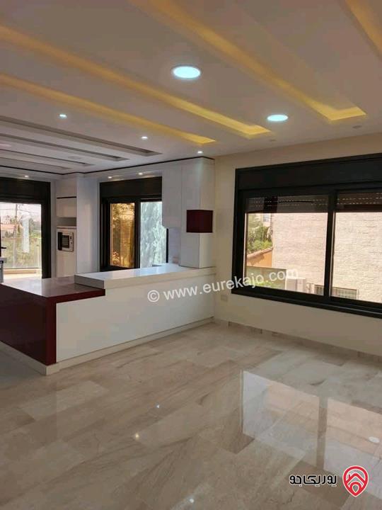 شقة سوبر ديلوكس مساحة 220م طابق أول للايجار في عمان - طريق المطار 