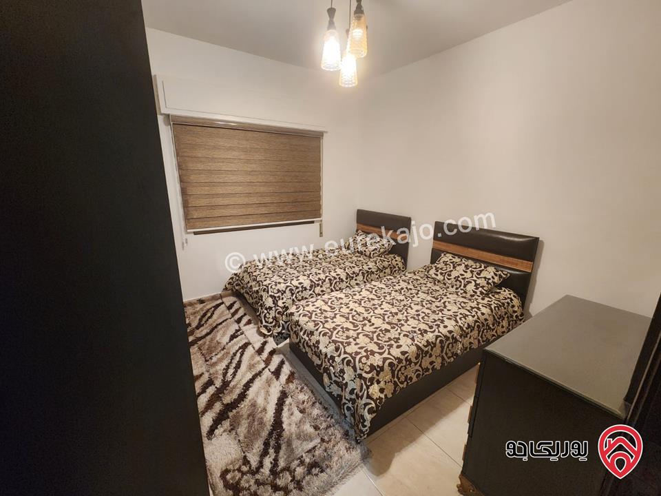 شقة مفروشة عصرية فاخرة مساحة 100م طابق أخير ذو اطلالة جميلة للايجار في عمان - دير غبار  