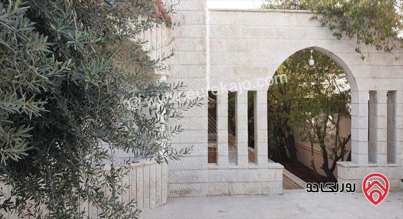 فيلا مستقلة مميزة مساحة 782م على أرض 700م للبيع في عمان - طبربور