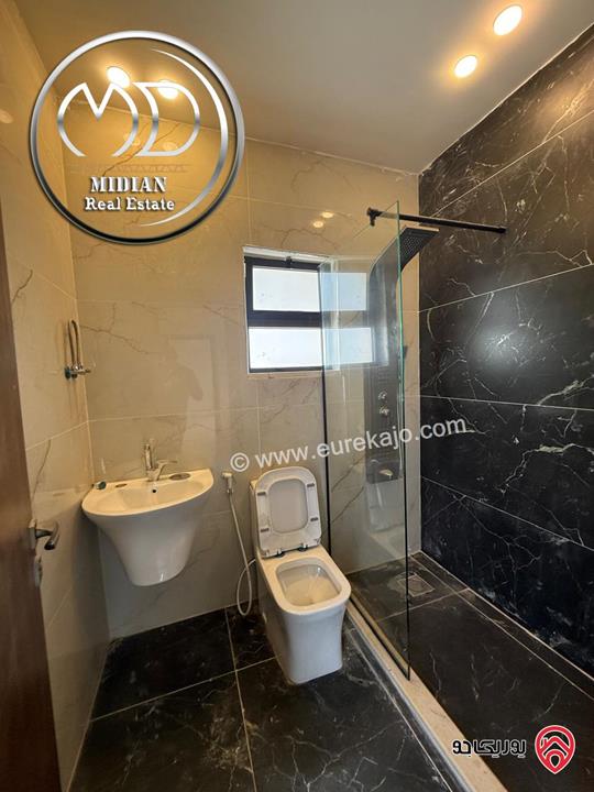 شقة دوبلكس جديدة للبيع طابق أخير مع رووف في عمان - ضاحية الرشيد مساحة 190م مع تراسات اطلالة جميلة بسعر مميز