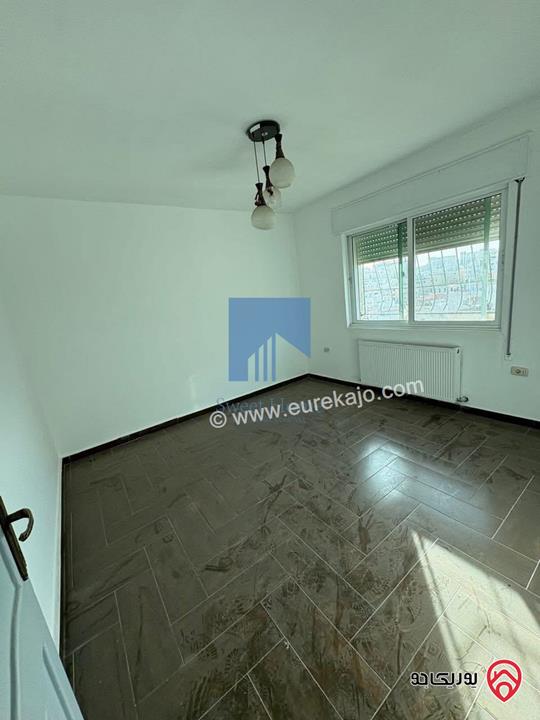 شقة مميزة طابق ثالث 162م تشطيب سوبر ديلوكس للبيع في عمان - أم السماق