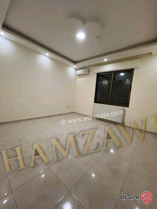 شقة سوبر ديلوكس مساحة 175م داخلي و 150م خارجي للايجار في عمان - طريق المطار 