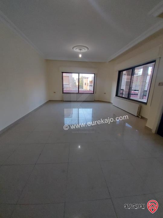 فلل فاخرة متلاصقة عدد 2 على أرض 2 دونم و 131م للبيع في عمان - ناعور – خربة خليفة