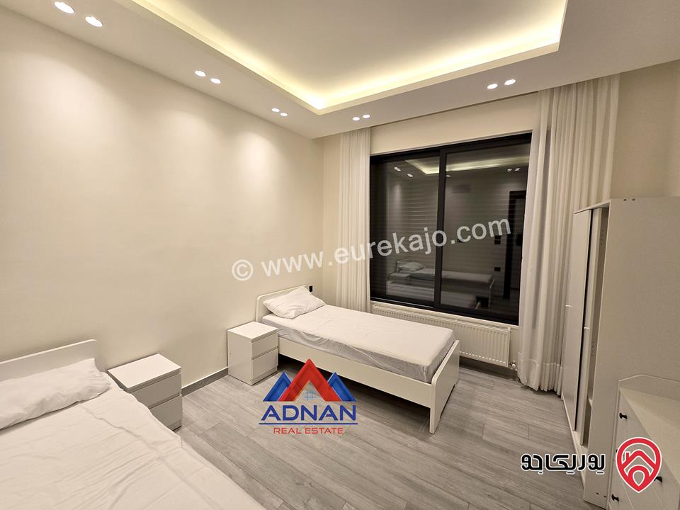 شقة ارضية جديدة مساحة 175م داخلي و 150م خارجي للايجار مفروشة في عمان - دير غبار