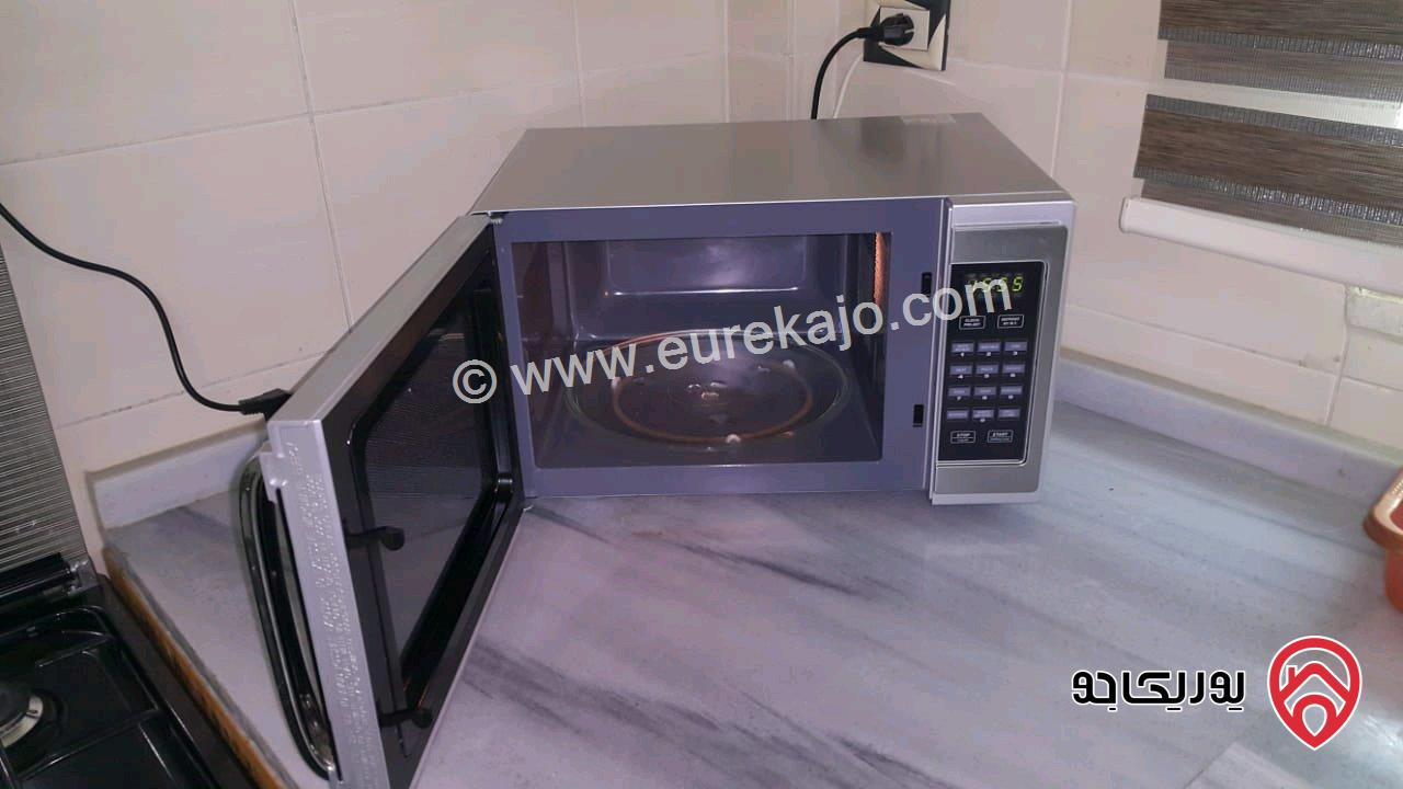 شقة مفروشة مساحة 120م للايجار من المالك مباشرة مطابقة للصور تماماً في اربد - شمال مجمع عمان الجديد /يومي أو أسبوعي أو شهري/للعائلات و العرسان