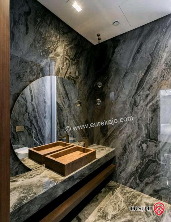 قصر مساحة 1500م على أرض 1800م للبيع في عمان - دابوق