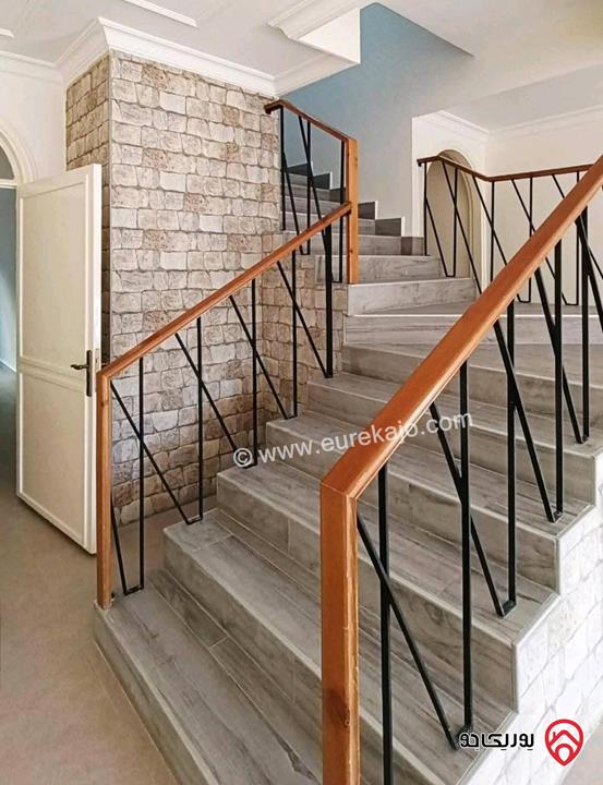 شبه فيلا مجددة بالكامل مساحة 270م للايجار في عمان - دابوق 