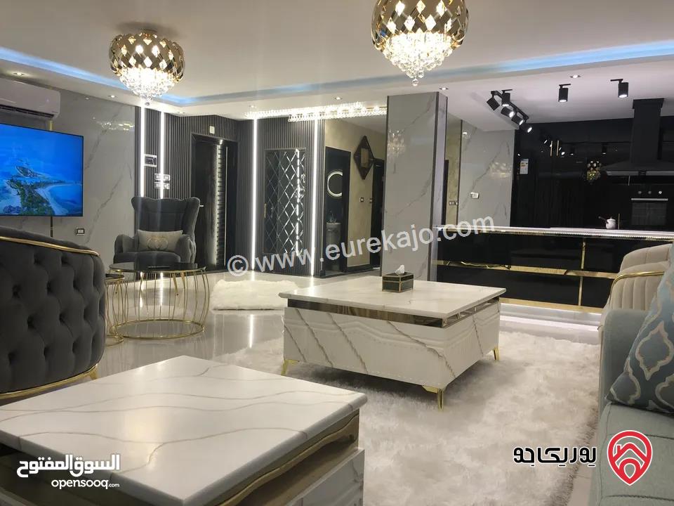 شقة فاخرة طابق ثالث مساحة 165م مجددة بالكامل للبيع مفروشة فرش جديد في عمان - الصويفية 