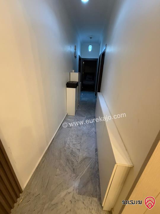 شقة طابق ثاني مساحة 176م للبيع في عمان - الجبيهة