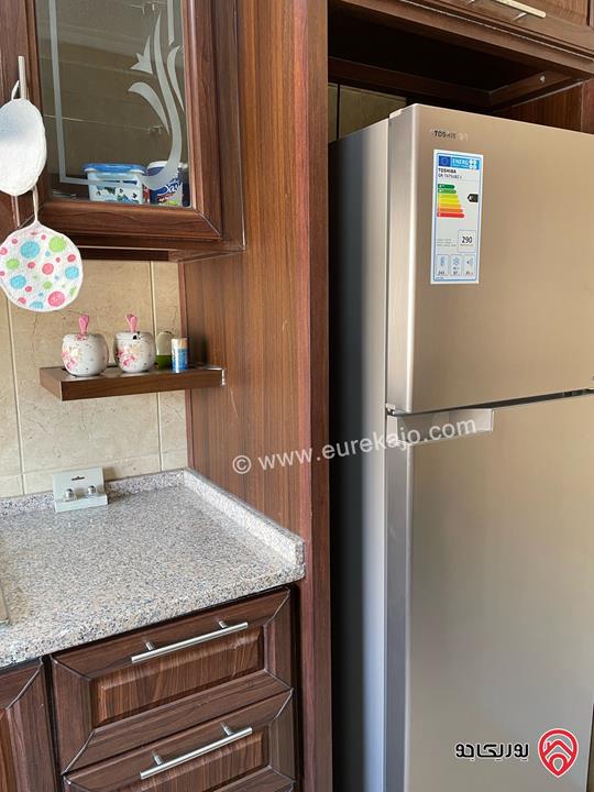 شقة طابق ثالث مساحة 120م للايجار مفروشة في عمان - الجاردنز حي البركة