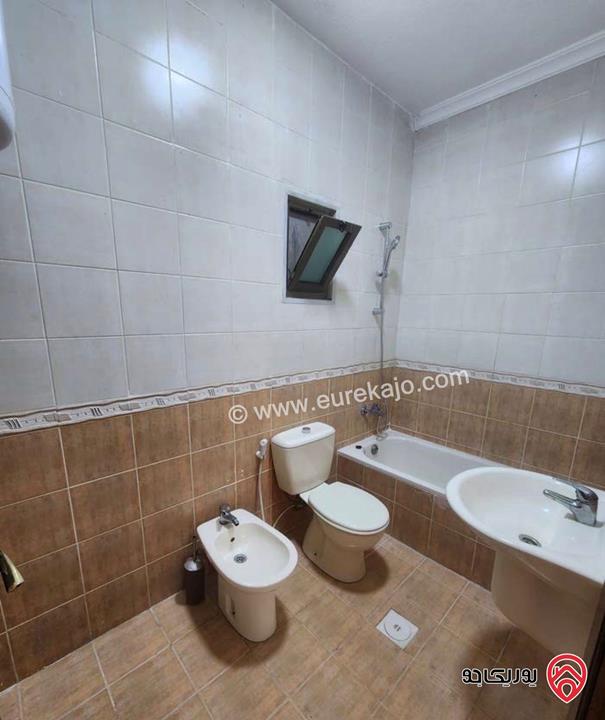 شقة مساحة 200م طابق اول للايجار في عمان - الجبيهة 