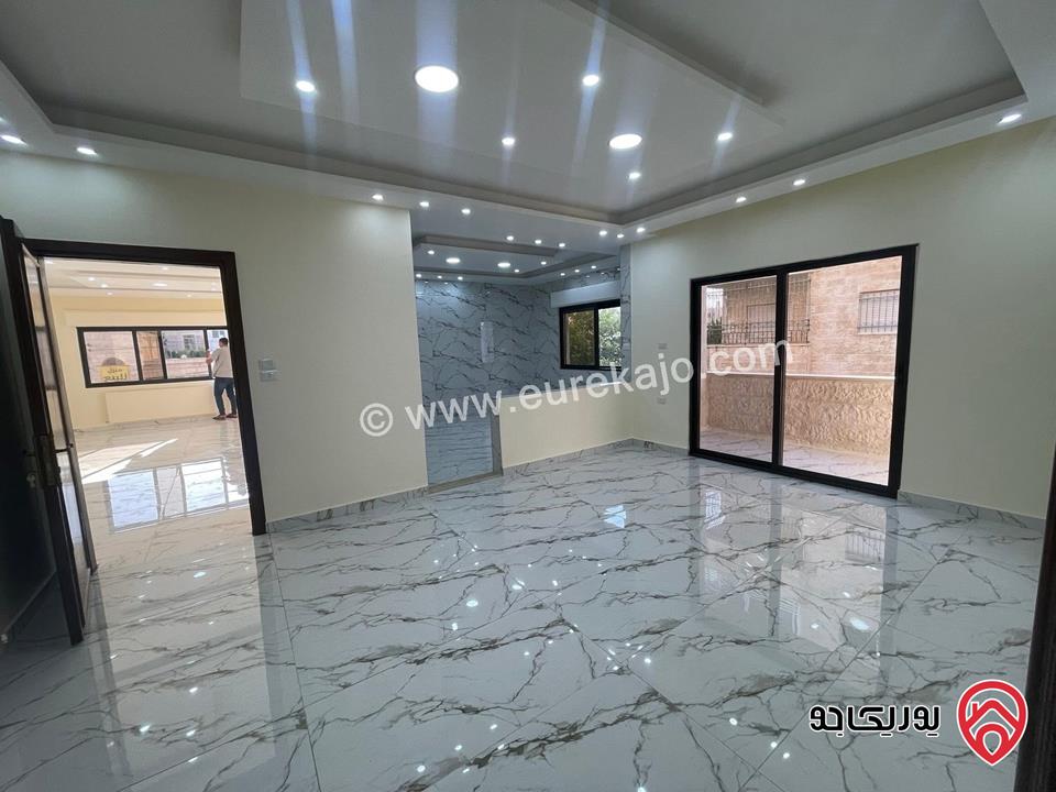 شقة للبيع في عمان - الجندويل بمساحة 200م ط1 مجدده بالكامل بتشطيبات فاخرة