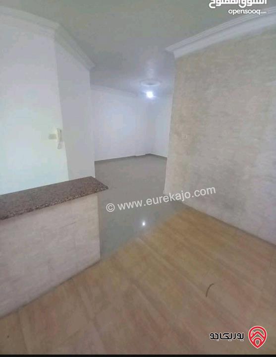 شقة طابق أول مساحة 160م للبيع في الزرقاء - البتراوي