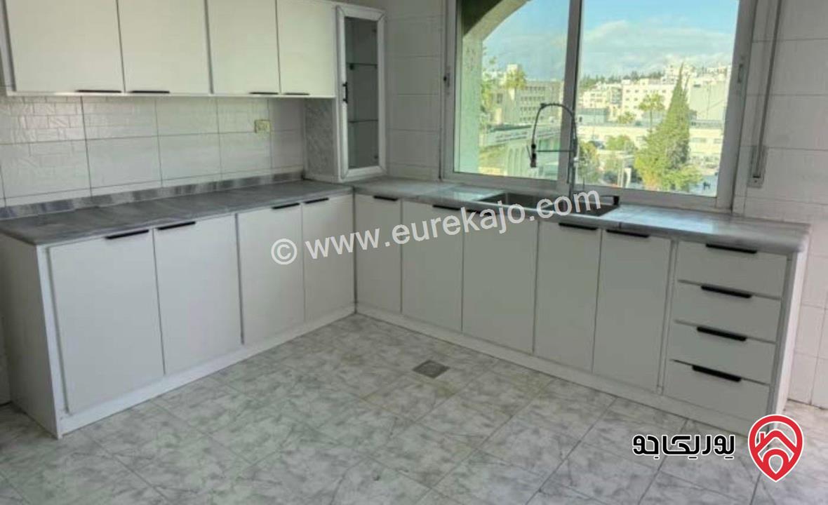 شقة مساحة 150م طابق ثاني للايجار في عمان - تلاع العلي شارع الجامعة