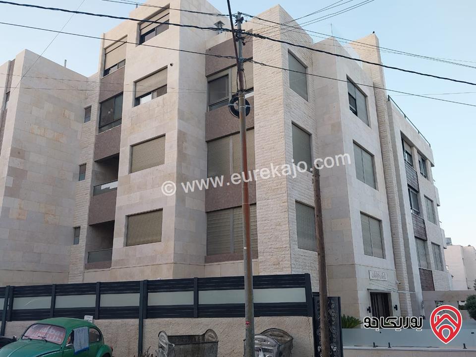 شقق طابق اول مساحة 250م وطابق ثاني مساحة 250م للبيع في عمان - أم أذينة